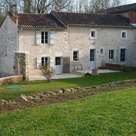 Le Logis De Misere Celles-sur-Belle ภายนอก รูปภาพ